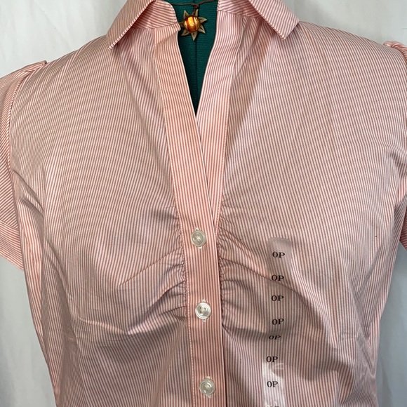 Ann Taylor Short-Sleeve Button Down Blouse-0P - Picture 4 of 7